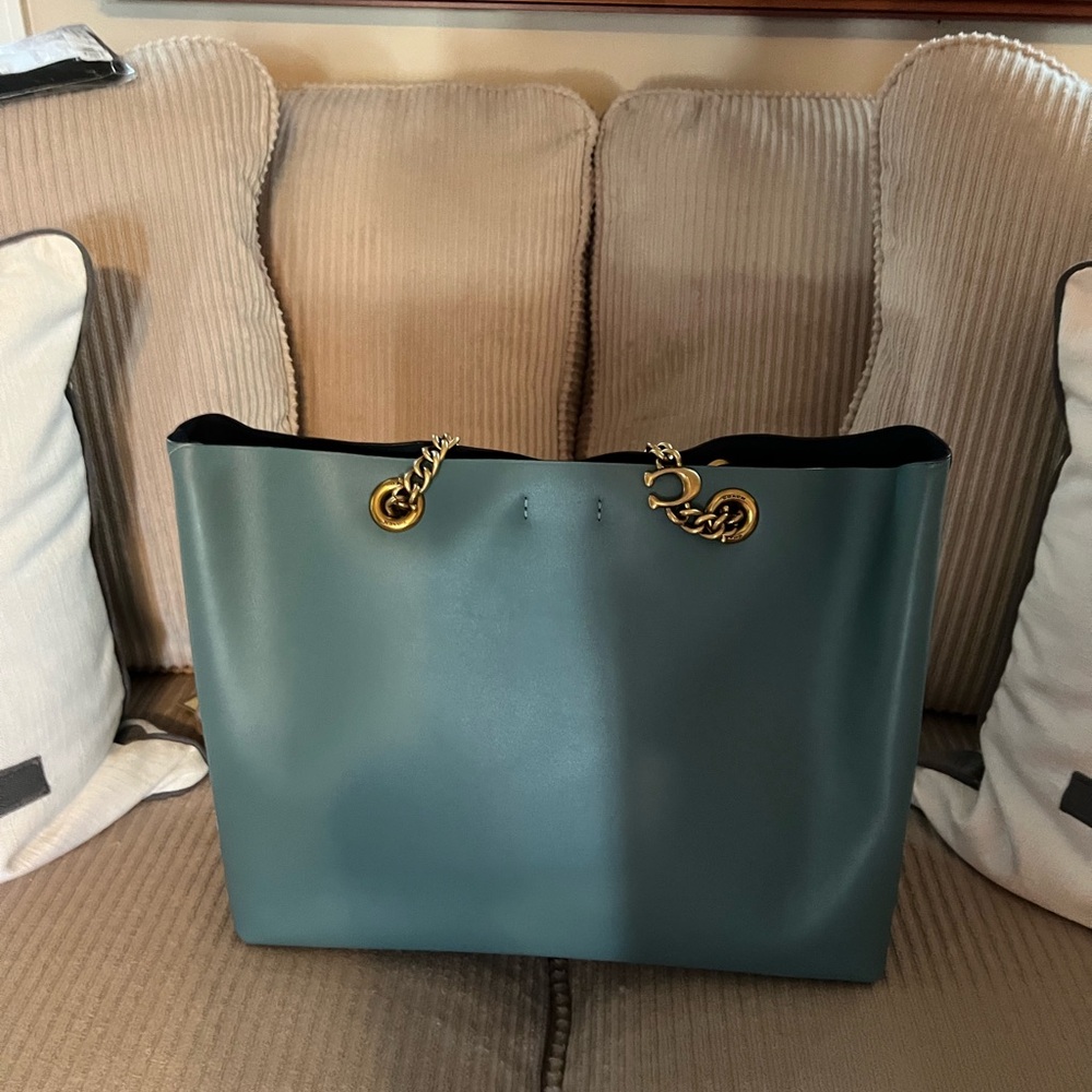 Coach Restored Signature Chain Central Tote NWOT - Picture 3 of 9